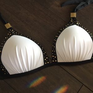 Victoria’s Secret bikini top